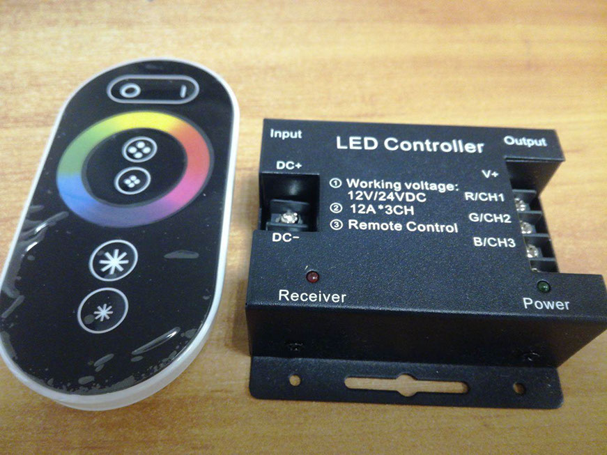 Сенсорный RGB контроллер